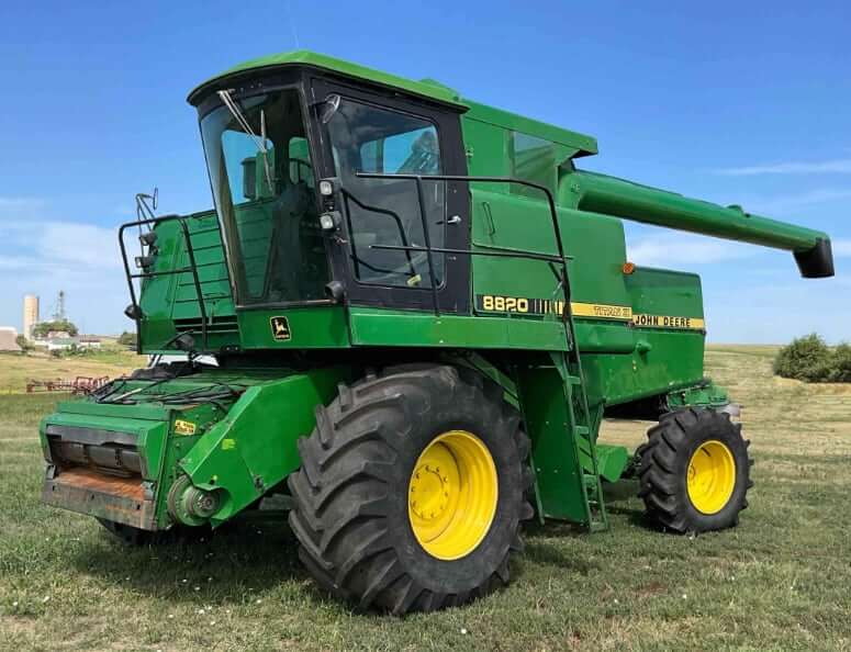 ТТХ комбайна John Deere 8820 Titan II Turbo