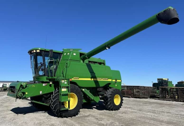 Вес, размеры и габариты комбайна John Deere 9550