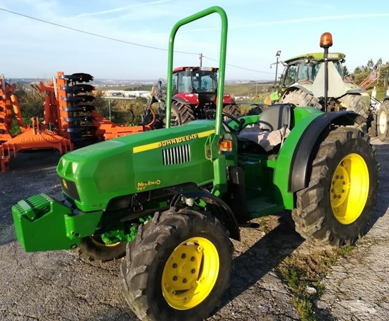 John Deere Milenio 70F трактор Specs