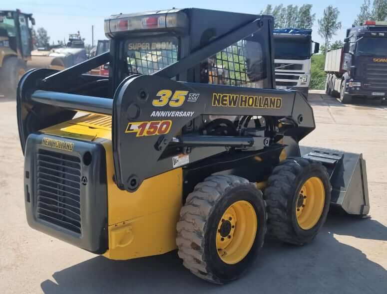 ТТХ мини-погрузчика New Holland L150