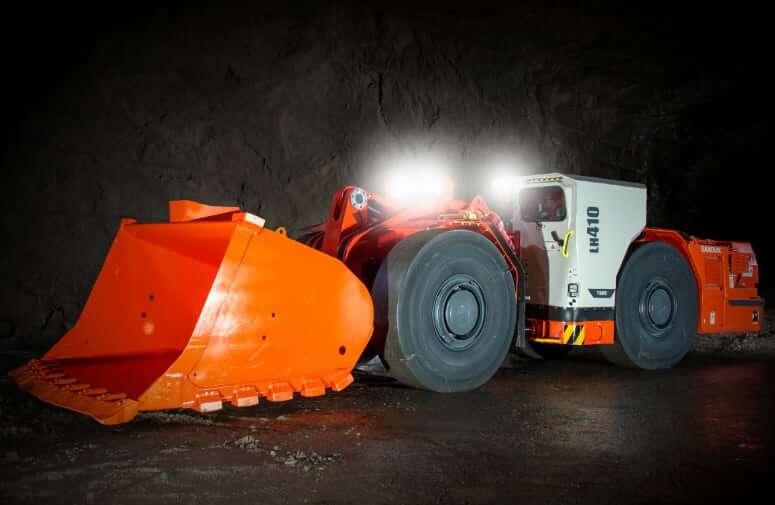 ТТХ подземного погрузчика Sandvik LH410 Toro