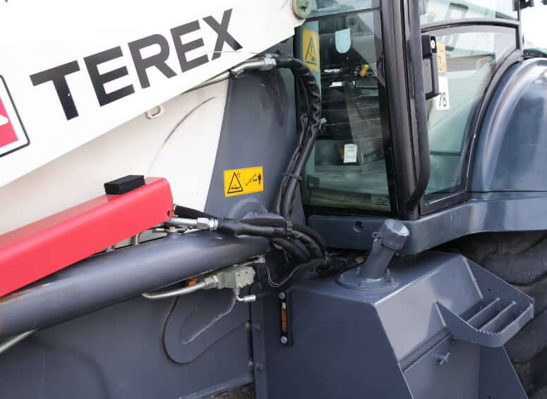 Объемы заправочных жидкостей Terex 860 SX